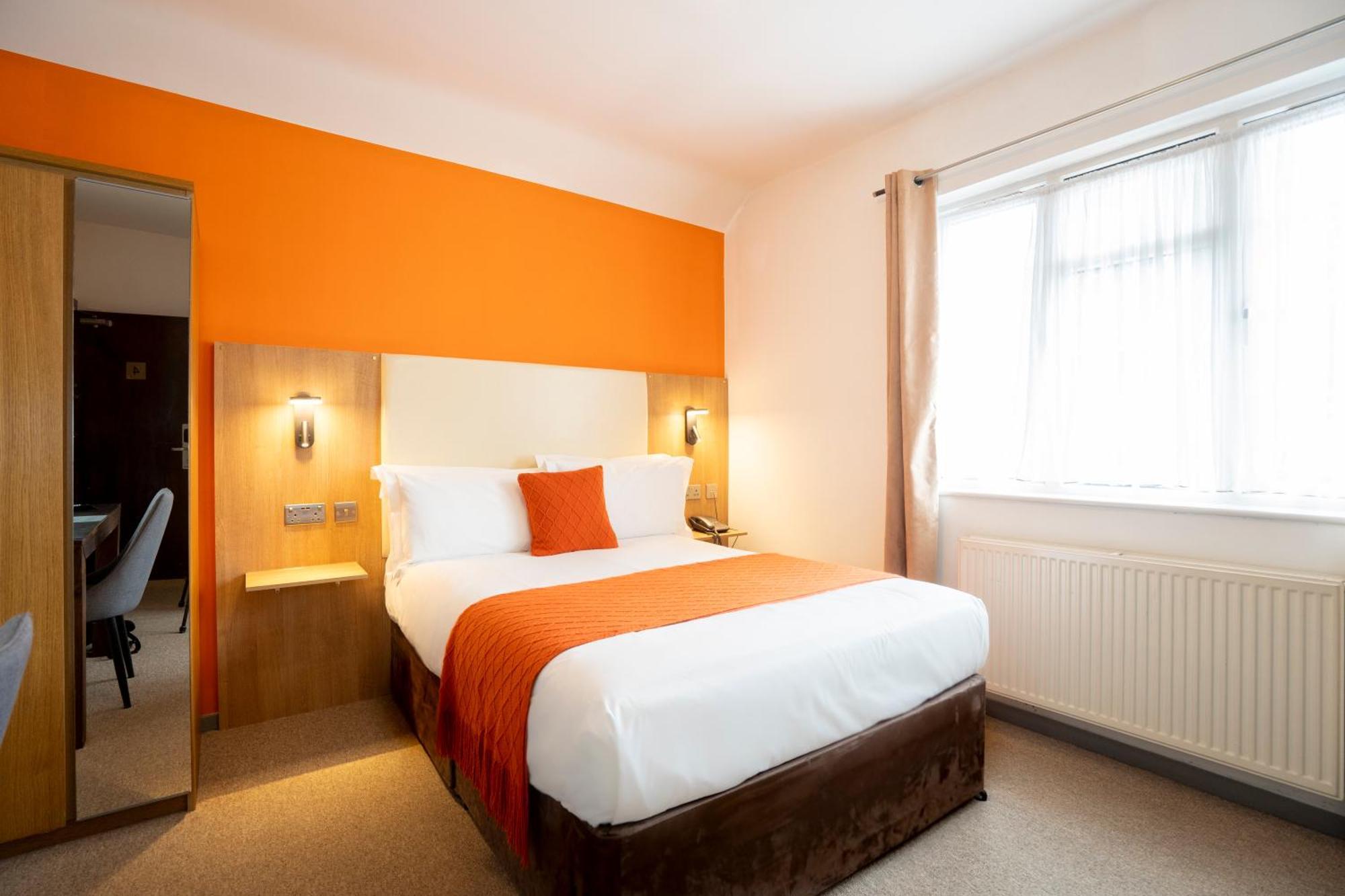 Remont Oxford Hotel Exterior photo